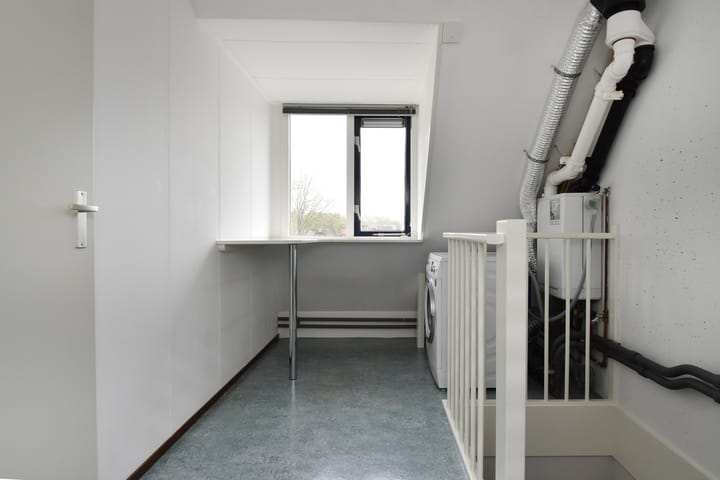 Foto 32 van Toos Poststraat 7