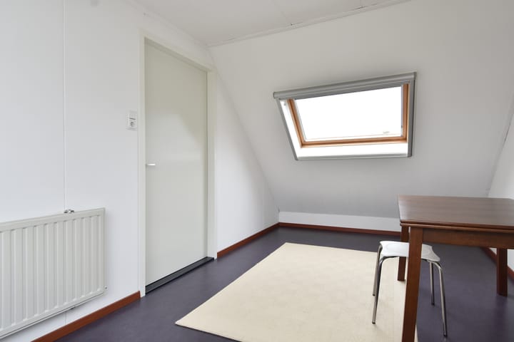 Foto 36 van Toos Poststraat 7