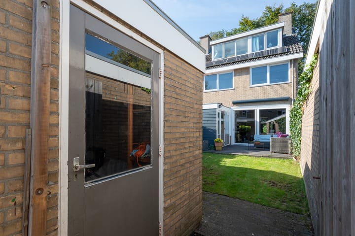 Foto 42 van Meidoornlaan 11