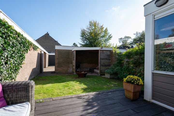 Foto 46 van Meidoornlaan 11