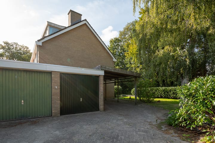 Foto 48 van Meidoornlaan 11