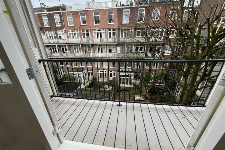 View photo 6 of Bosboom Toussaintstraat 45-3