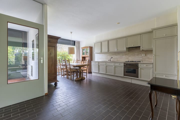 Foto 7 van Brunel 42