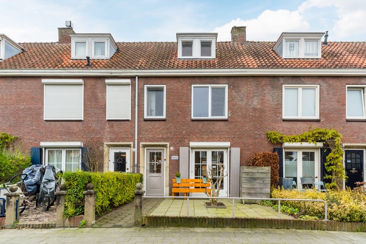 Cornelis Danckertsstraat 11