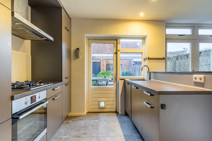 Foto 11 van Cornelis Danckertsstraat 11