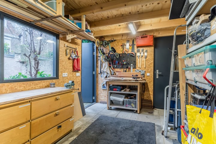 Foto 32 van Cornelis Danckertsstraat 11