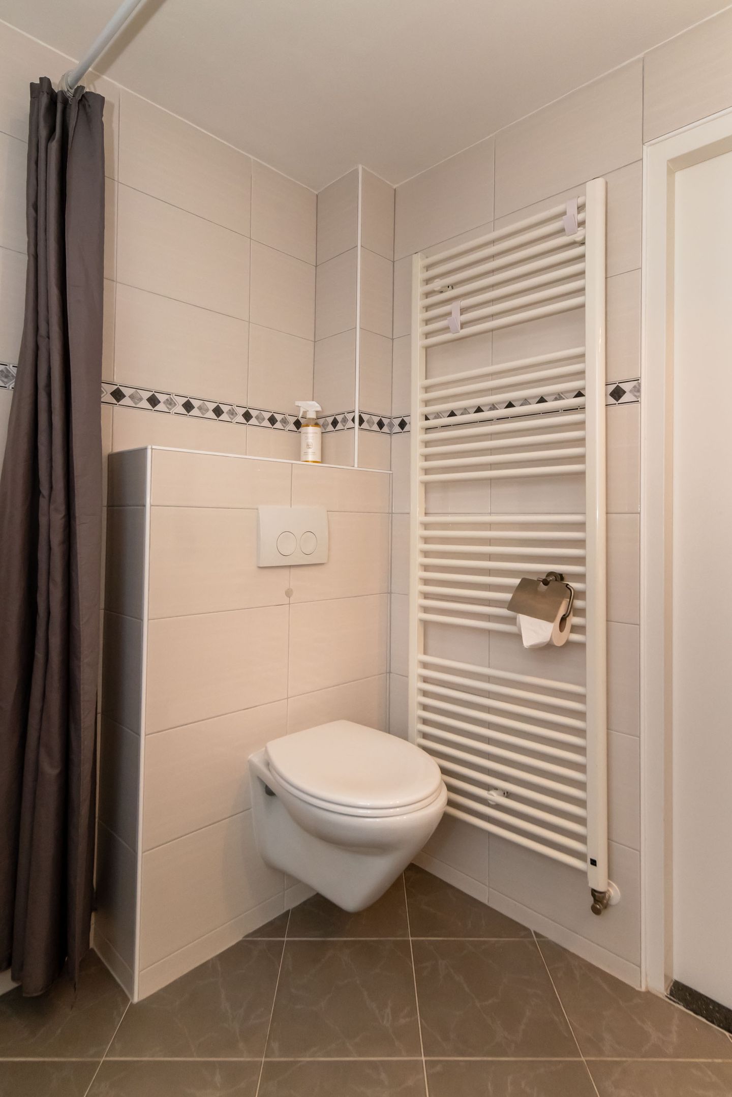 Foto 25 van Rembrandt van Rijnstraat 25