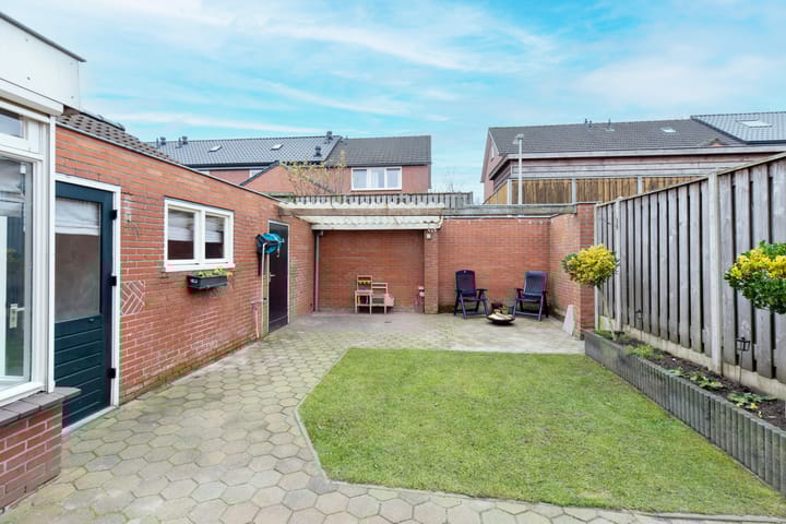 Foto 36 van Rembrandt van Rijnstraat 25