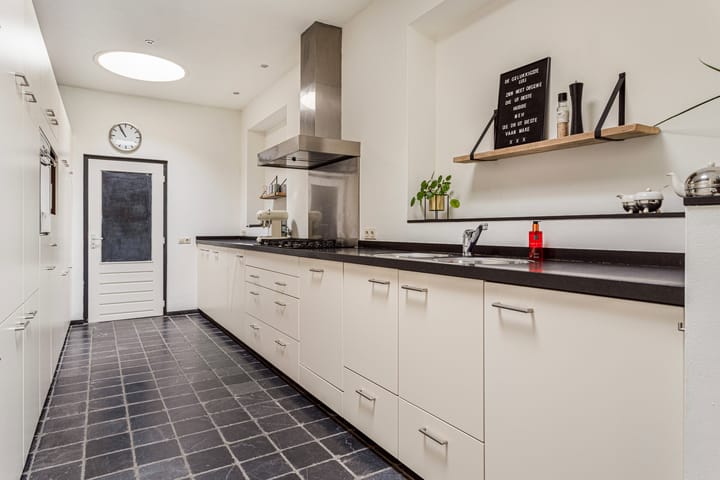 Foto 12 van Oude Maasstraat 57