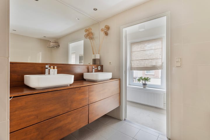 Foto 18 van Oude Maasstraat 57