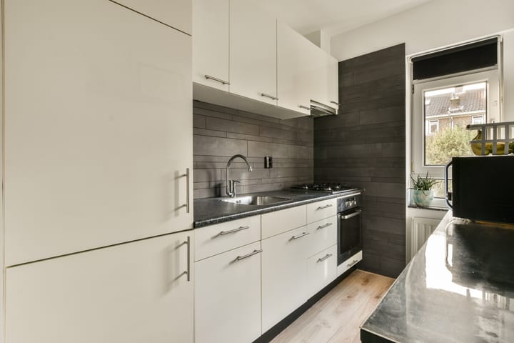 Photo 11 of Finsenstraat 36-1