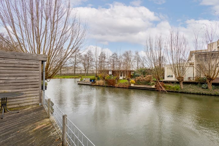 Foto 2 van Batelier 50