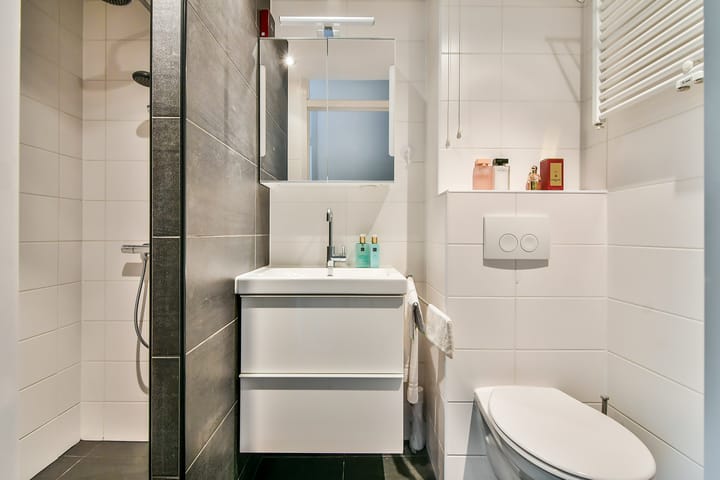 Foto 4 van Schweitzerstraat 42