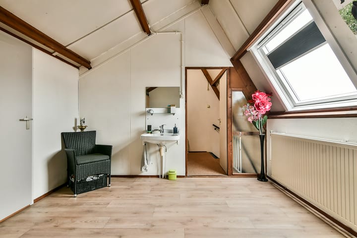 Foto 32 van Schweitzerstraat 42