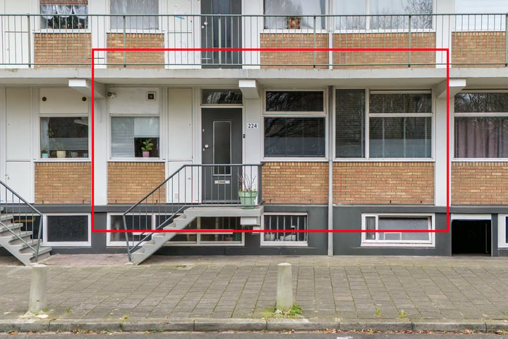 Bekijk foto 2 van Rijnbeekstraat 224