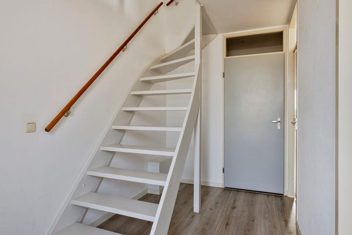 Foto 12 van Leeuwstraat 44