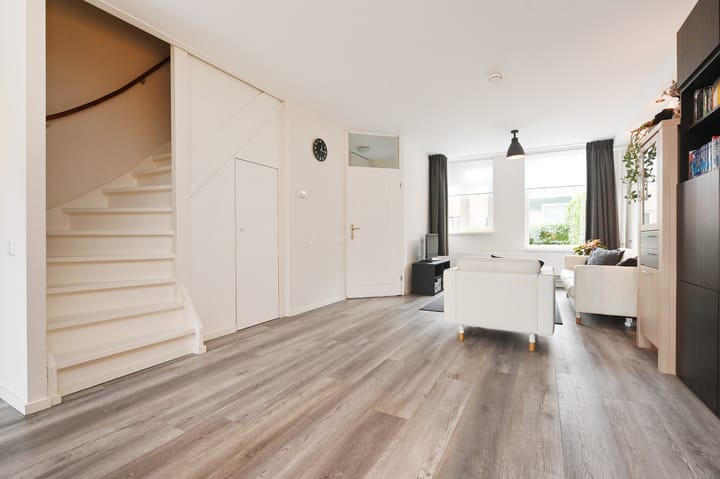 Foto 12 van Jagerstraat 4