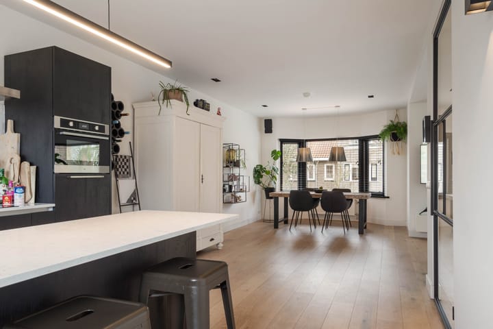 Foto 15 van Molenleystraat 25-A