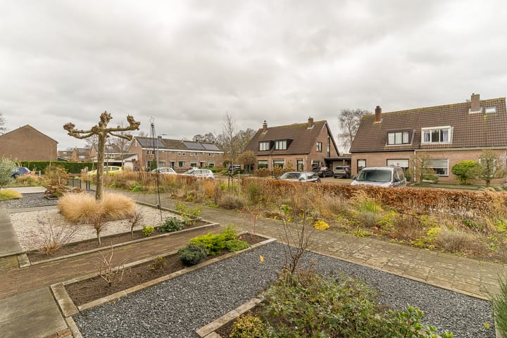 Foto 6 van Pluutstraat 15