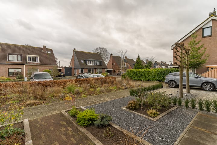 Foto 7 van Pluutstraat 15