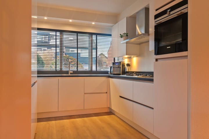 Foto 13 van Karhulstraat 10