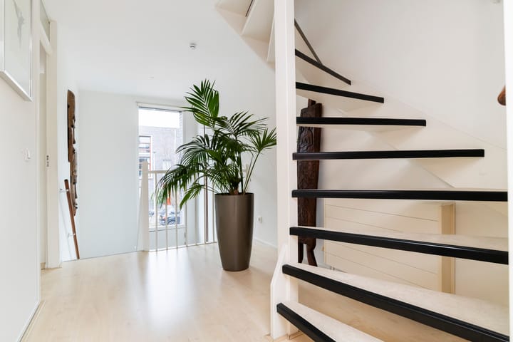 Foto 20 van Jacques Nycolaasstraat 11