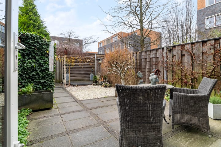 Foto 28 van Jacques Nycolaasstraat 11