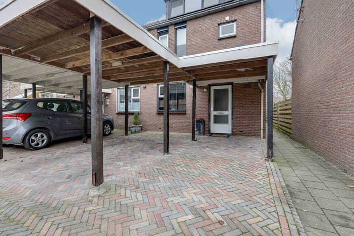 Foto 6 van Roodborststraat 13