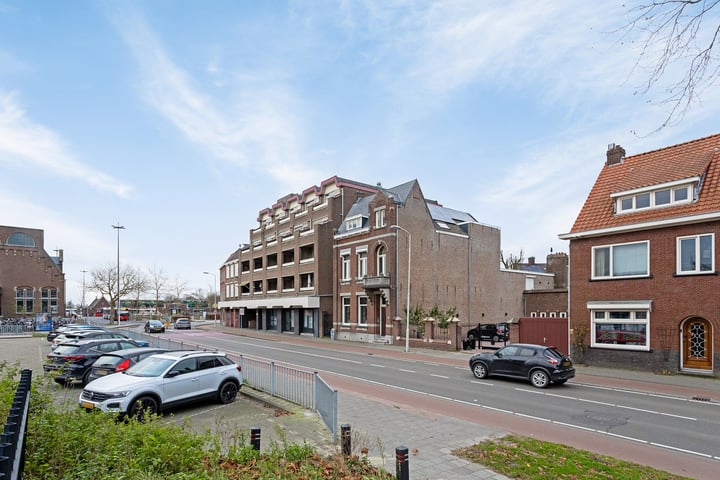 View photo 19 of Stationsstraat 64