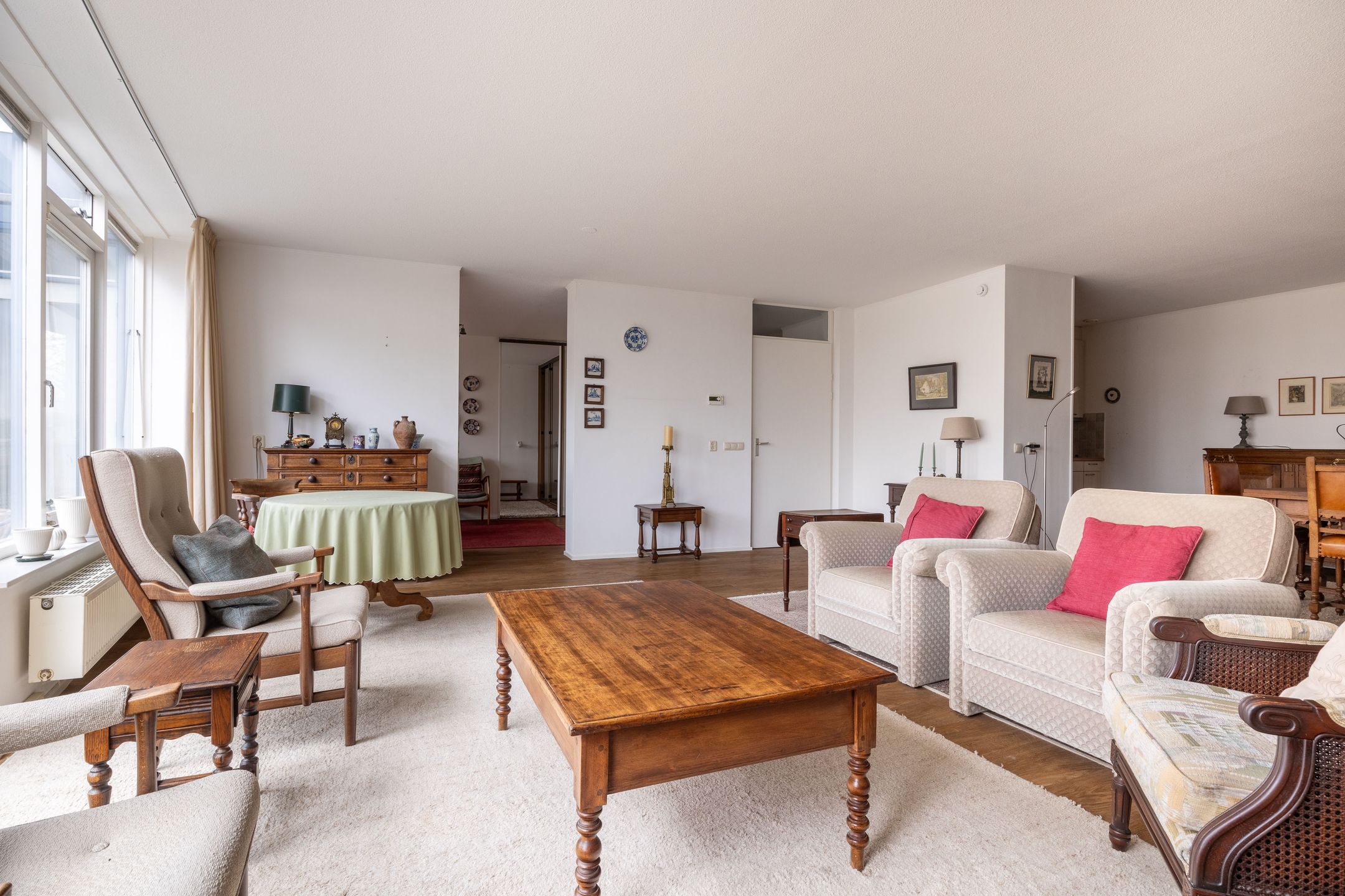 Foto 12 van Valkenierslaan 35-D18