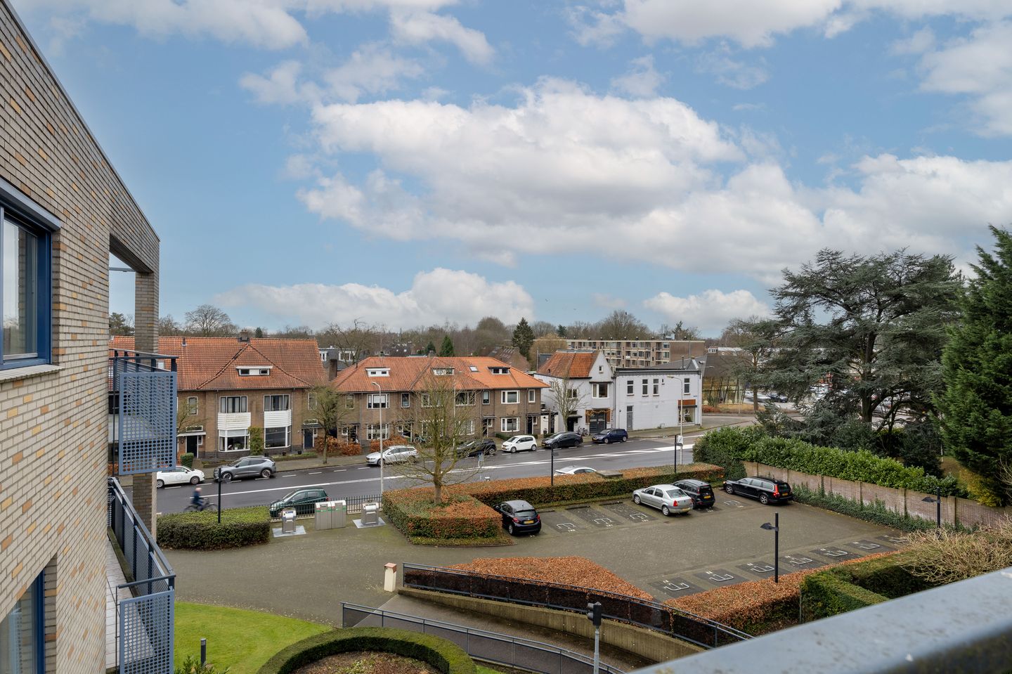 Foto 40 van Valkenierslaan 35-D18