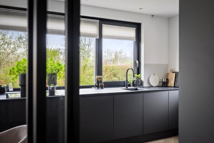 Foto 16 van Heukelenseweg 16-C