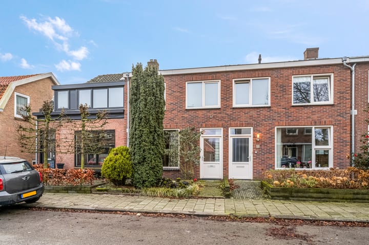 Foto 1 van Emmalaan 18