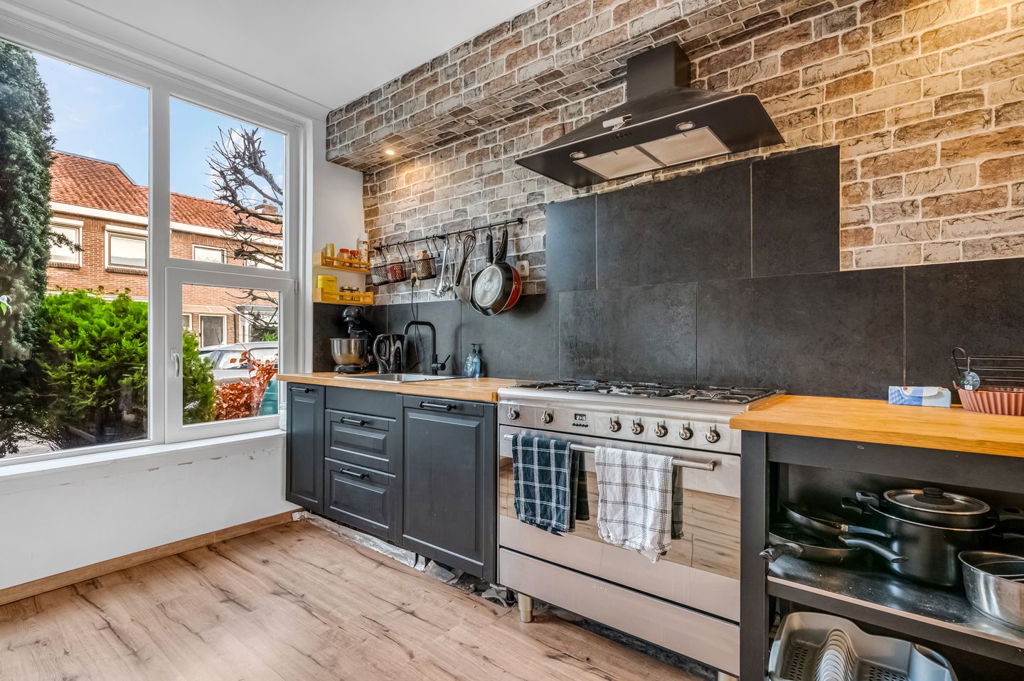 Foto 10 van Emmalaan 18