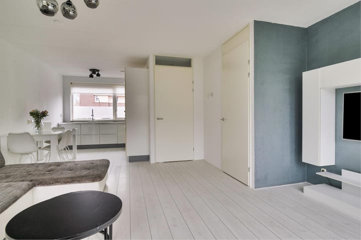 Foto 8 van Visbystraat 17