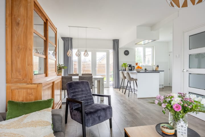 Foto 16 van Spoorstraat 34