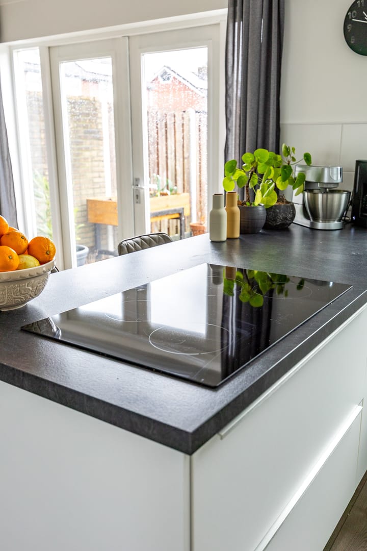 Foto 24 van Spoorstraat 34