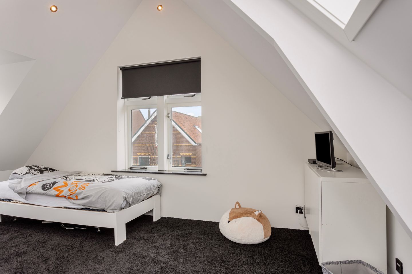 Foto 19 van Burgemeester Sterkstraat 28