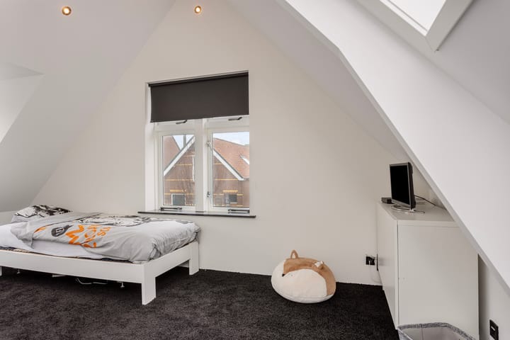 Foto 19 van Burgemeester Sterkstraat 28