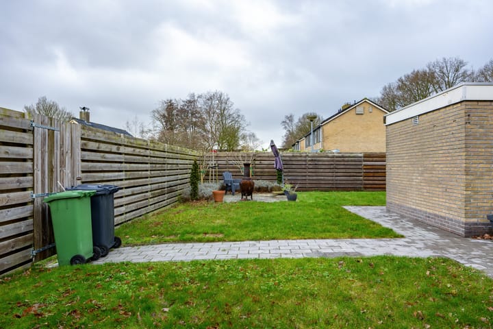 Foto 42 van Spoorstraat 34