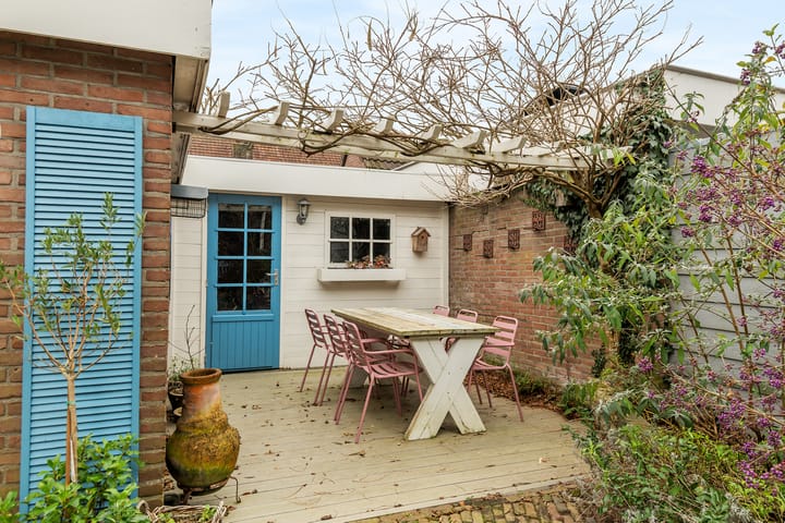 Foto 10 van Burg. Gaarlandtstraat 12