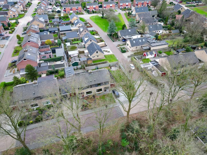 Foto 53 van Spoorstraat 34