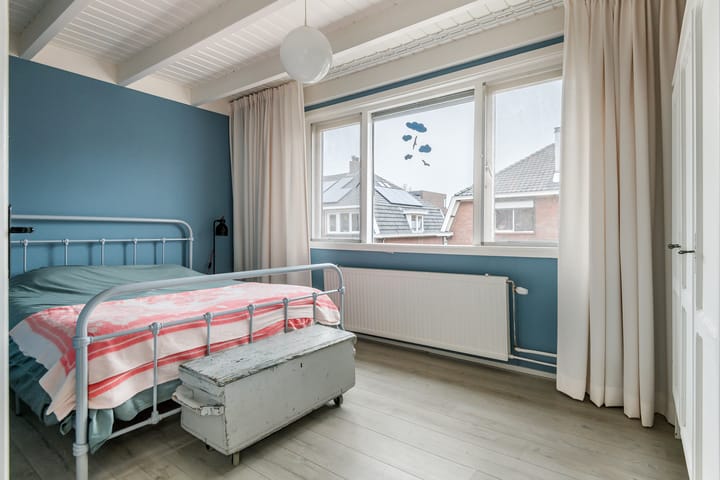 Foto 35 van Burg. Gaarlandtstraat 12