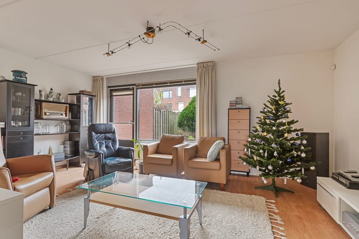 Foto 15 van Tuinfluiterlaan 10