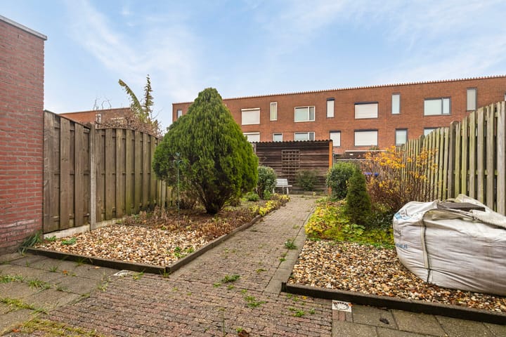 Foto 34 van Tuinfluiterlaan 10