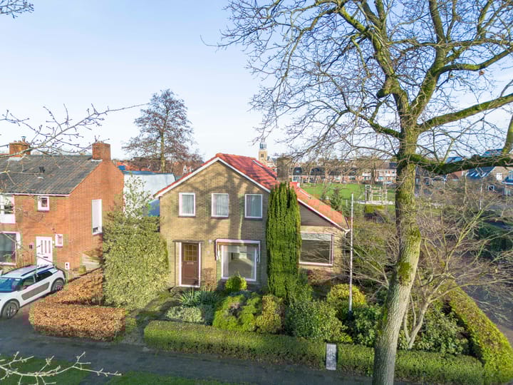 Foto 1 van Dr G A Wumkesstraat 29