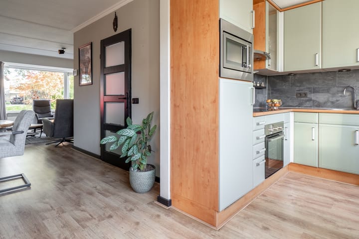 Foto 12 van Libellestraat 35