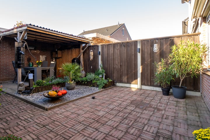 Foto 29 van Libellestraat 35