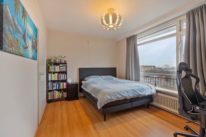 Foto 3 van Monseigneur van Steelaan 189