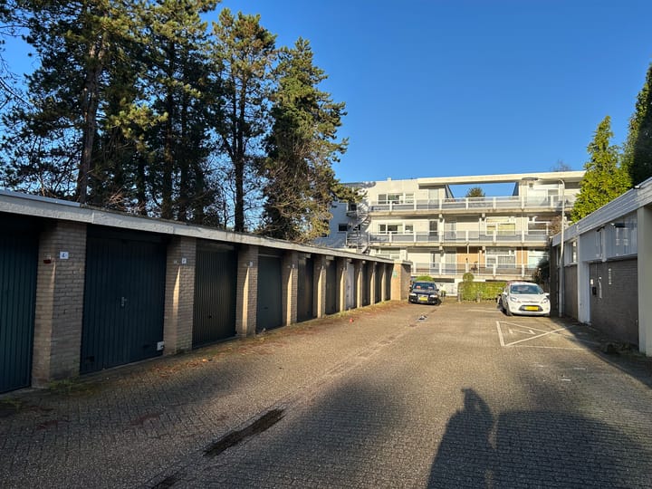 Photo 2 of Eduard van Beinumlaan 4-P